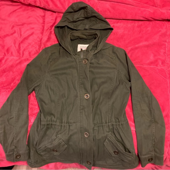 HT Army Jacket - Picture 5 of 10